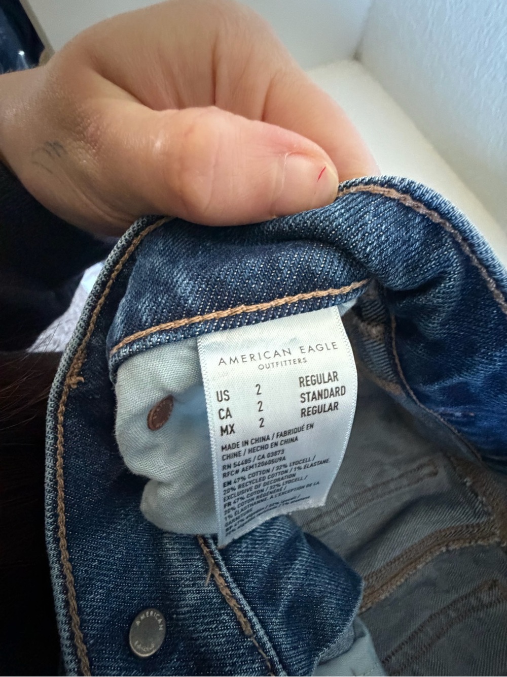 American Eagle Stovepipe Jeans - Medium Wash - Picture 3 of 4